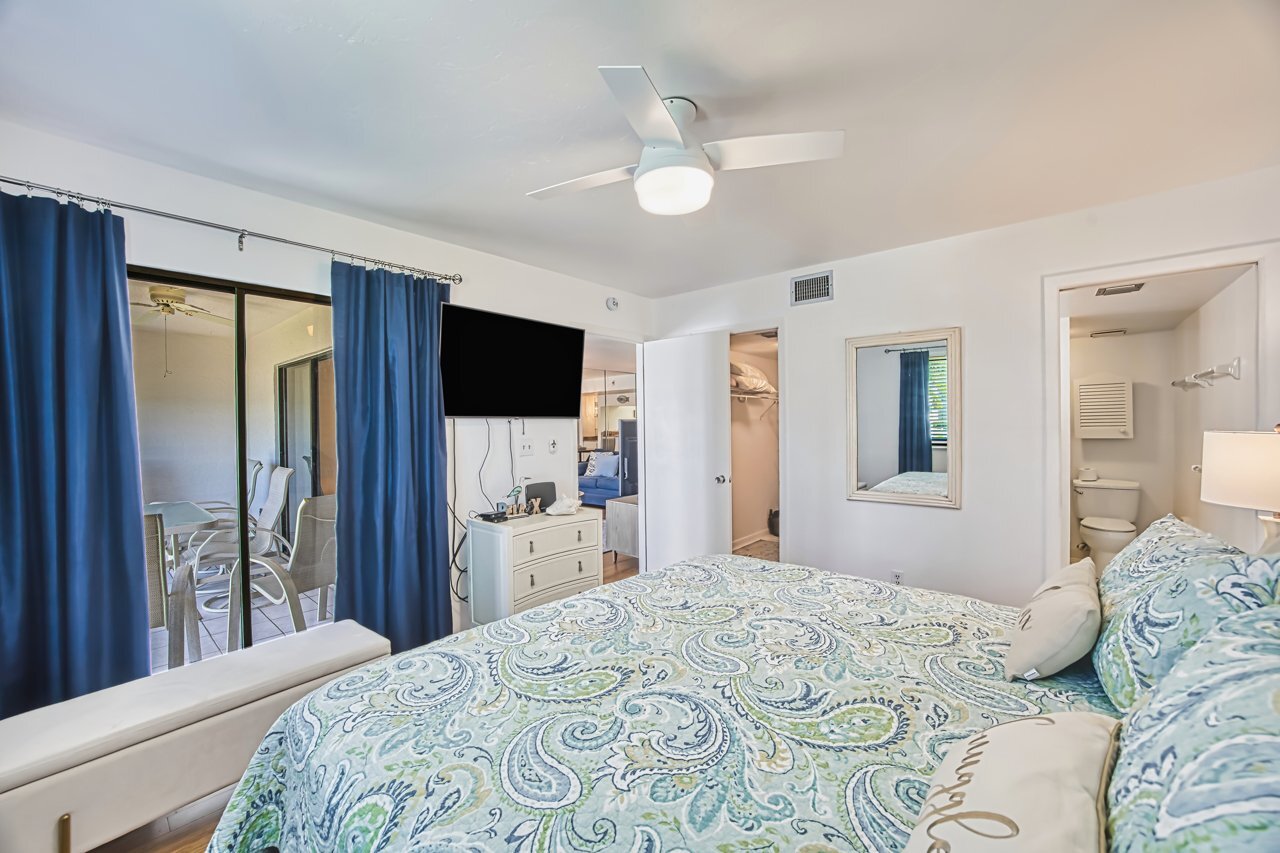 Building Photo - 226 3rd St