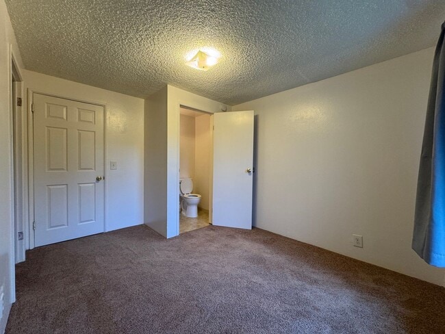 Building Photo - Large, fenced, sunny yard. 3/1.5 in  Azalea Hill location in McKinleyville