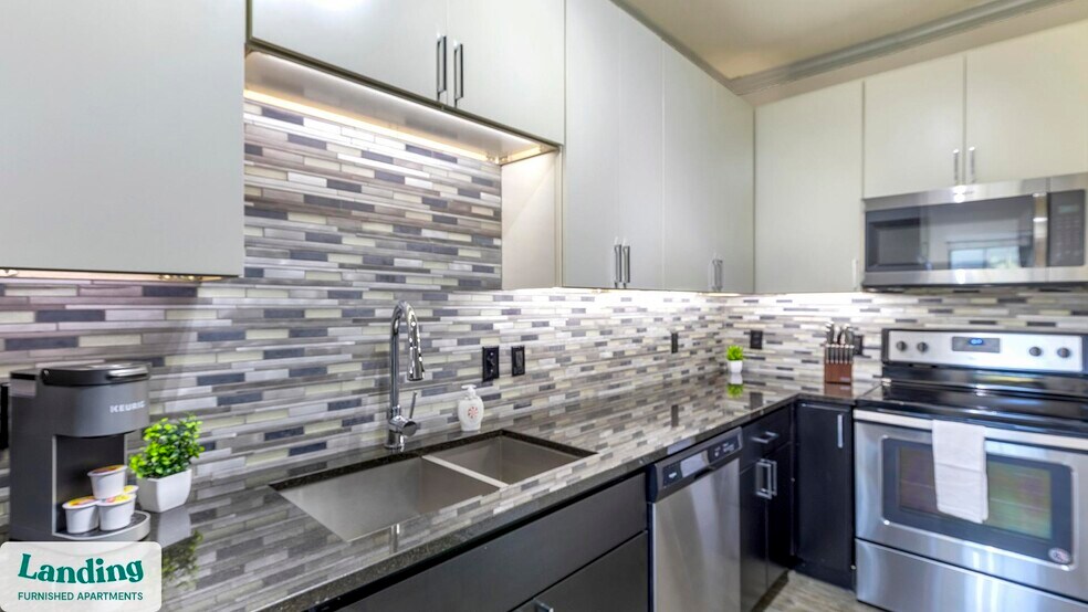 Building Photo - 17811 Vail St