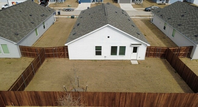 Building Photo - 1609 Baugh St