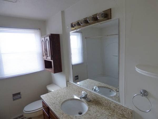 Building Photo - 3805 E Rudisill Blvd