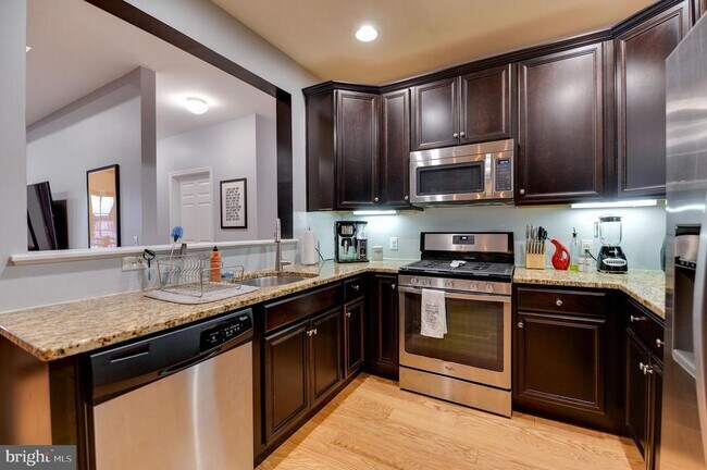 Building Photo - 4646 Derby Ct