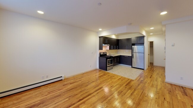 Building Photo - 67-13 Austin Street