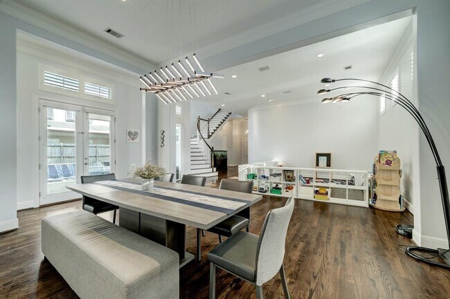 Building Photo - 4626 Braeburn Dr