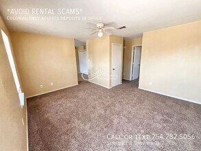 Building Photo - 1703 Benttree Dr