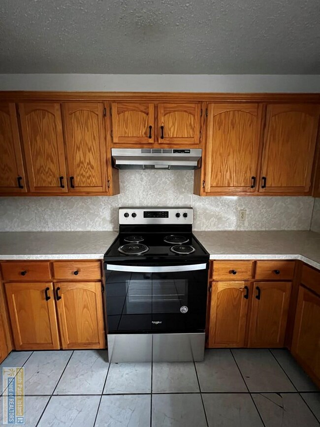 Building Photo - 1547 Guadalajara Ave