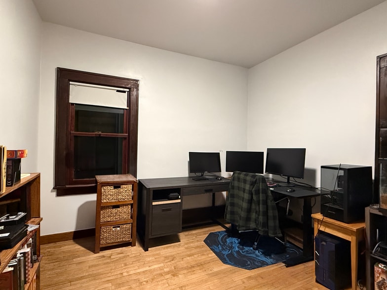 Building Photo - 514 Greenwood St