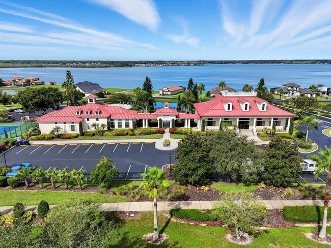 Building Photo - 200 Snowy Orchid Way