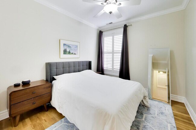 Building Photo - 1701 N Crilly Ct