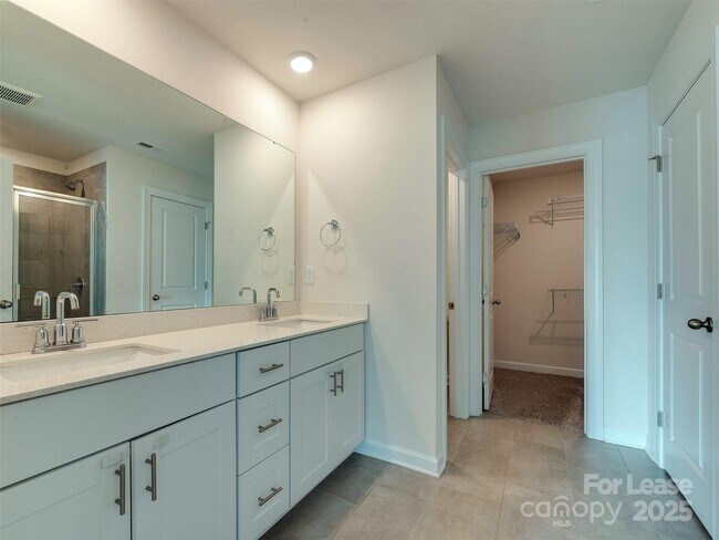 Building Photo - 2606 Arbor Loop Dr