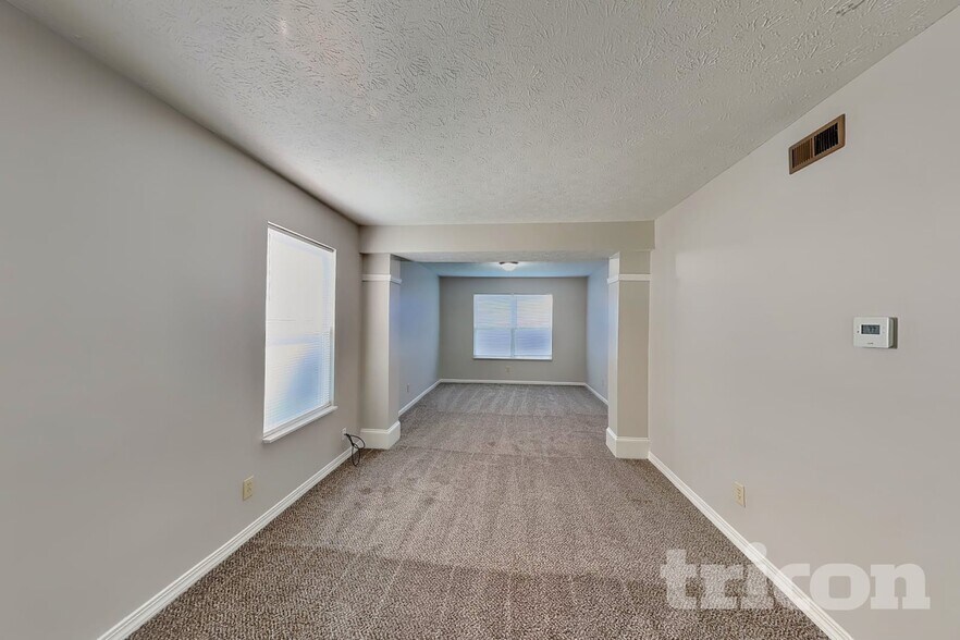 Building Photo - 1809 Woodstream Ct
