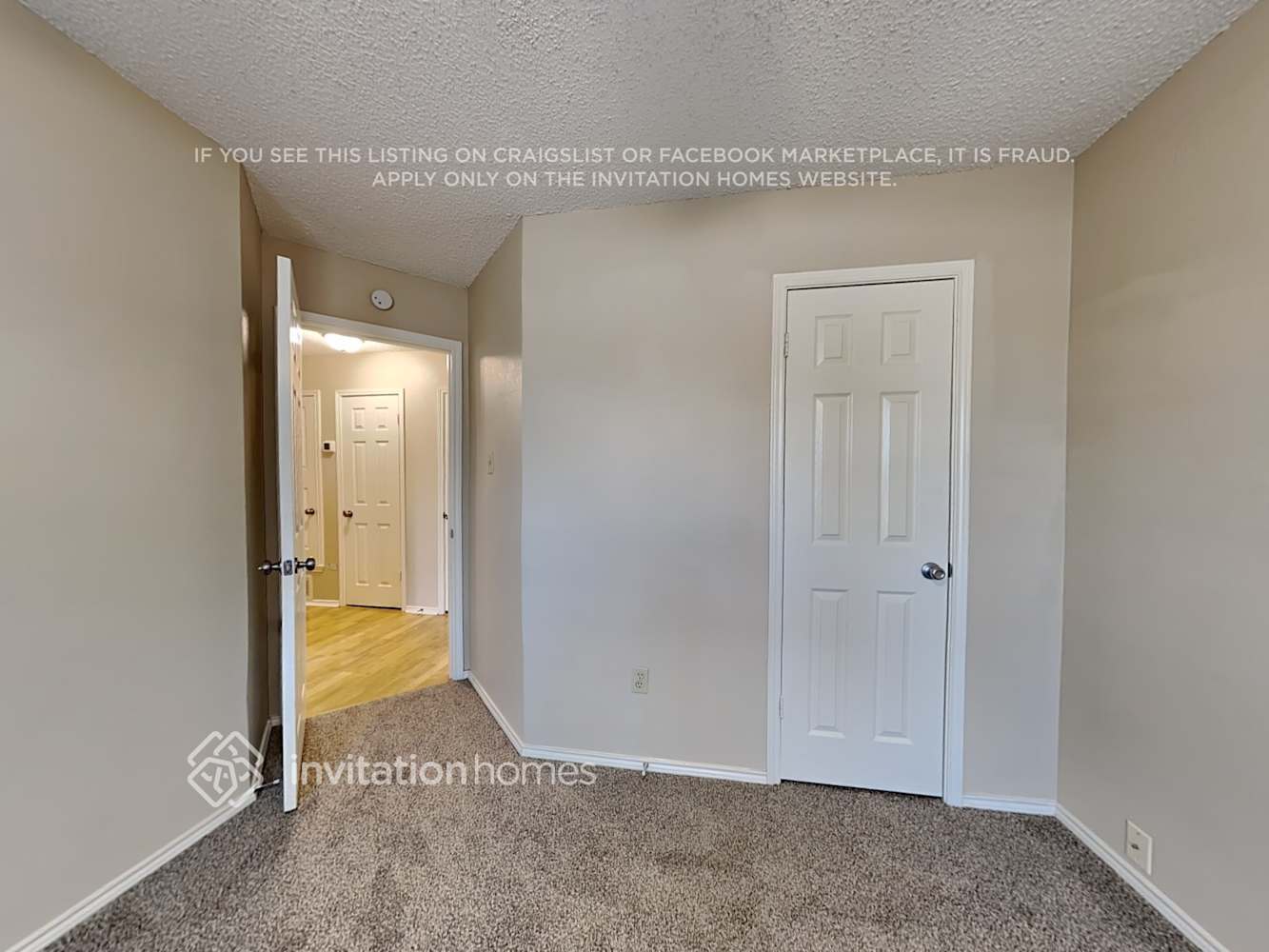 Building Photo - 924 Teakwood Ln