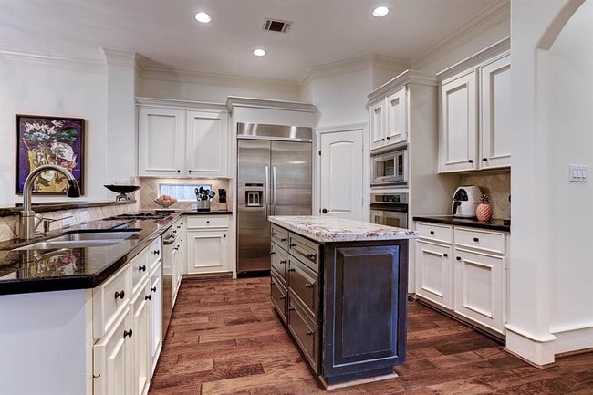 Primary Photo - 13323 Brentonwood Ln