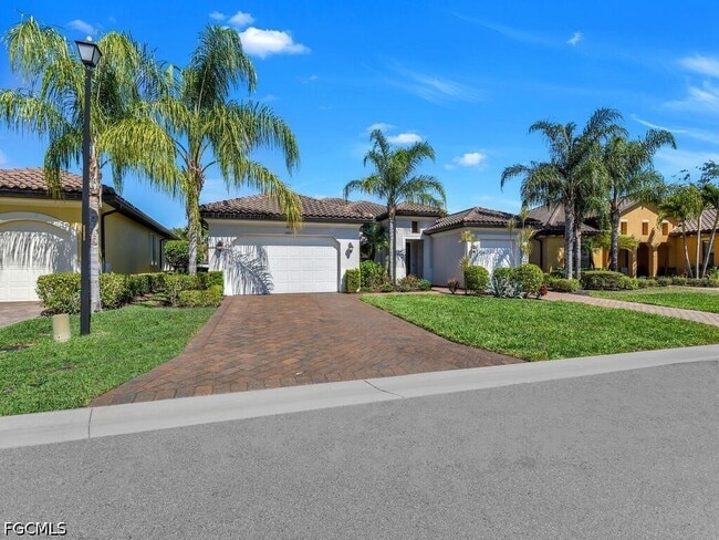 Building Photo - 10093 Avalon Lake Cir