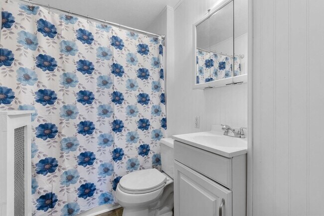 Building Photo - 5-7 Linwood Ave