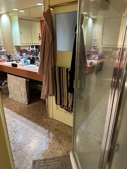 Building Photo - 51 Hancock St