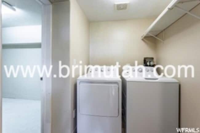 Building Photo - 7444 S 2300 E
