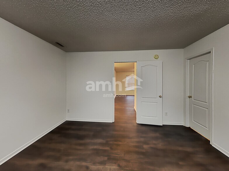 Building Photo - 9688 W Constellation Dr