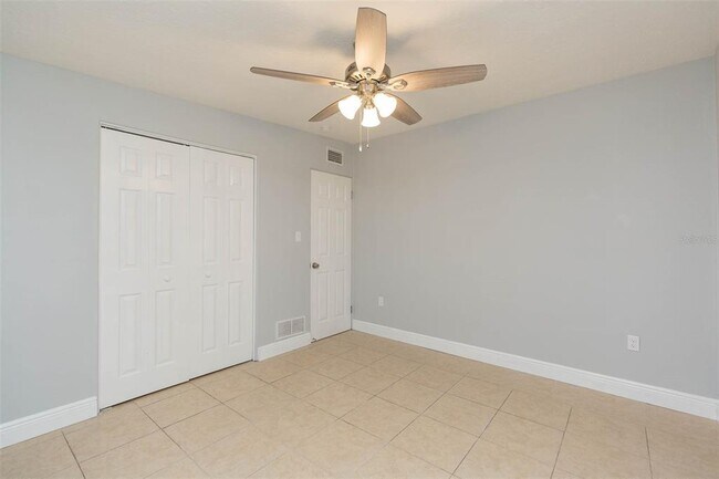 Building Photo - 7113 Parison Dr