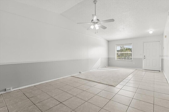 Building Photo - 1222 Woodman Way