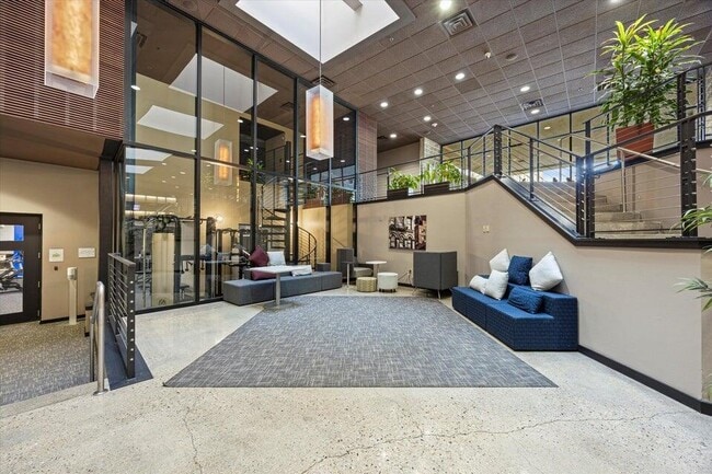 Building Photo - 270 E Highland Ave