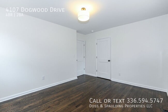 Building Photo - 4107 Dogwood Dr