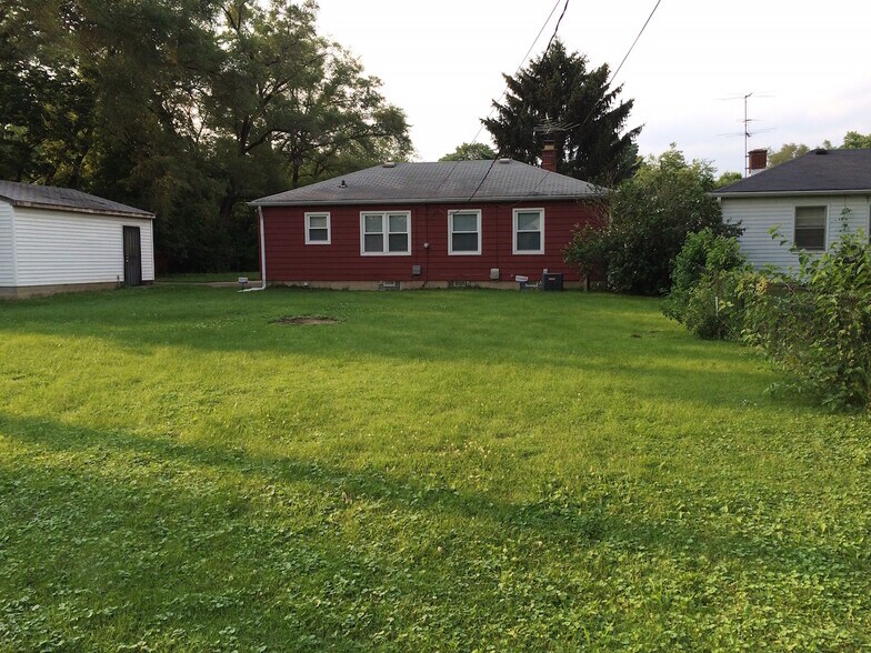 Building Photo - 2659 W 22nd St