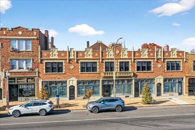 Building Photo - Pizza Prynce