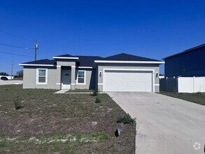 Building Photo - 129 Lily Ln