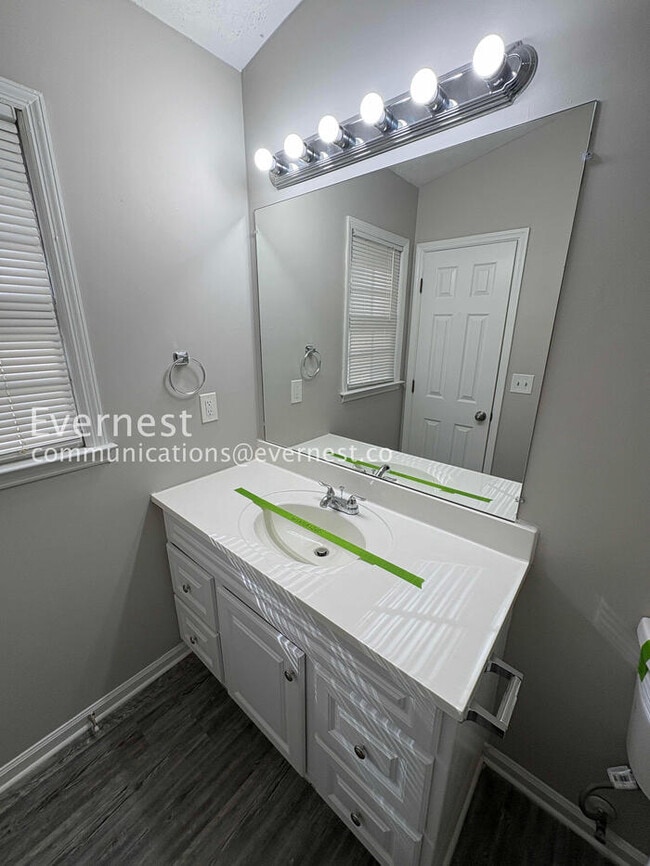 Building Photo - 130 Summerfield Dr