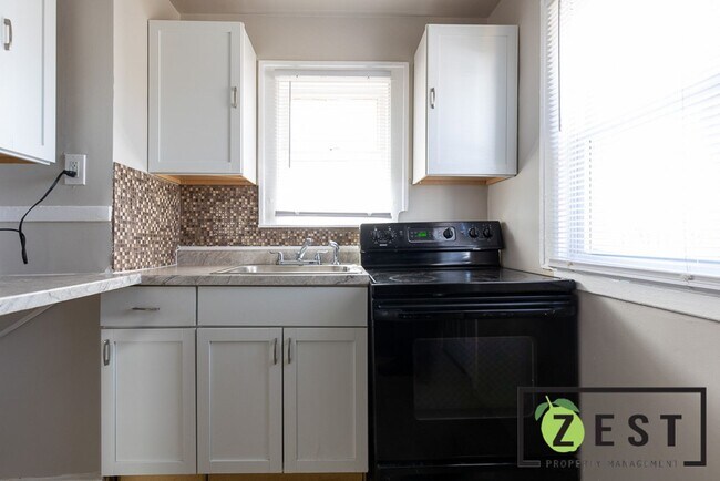 Building Photo - BEAUTIFULLY REMODELED - 3-Bedroom 1-Bathroom 2-Car Garage