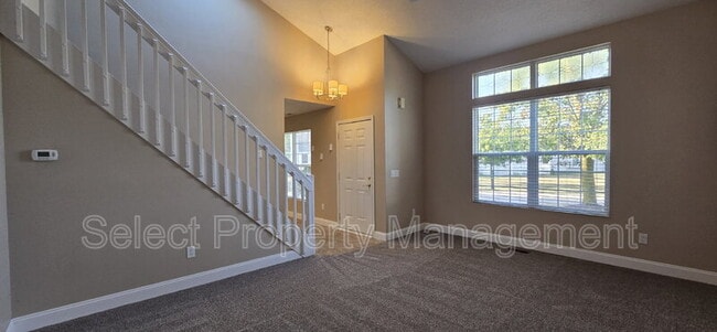 Building Photo - 5438 Thornbriar Ln