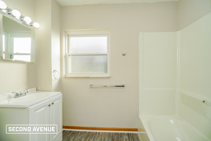 Building Photo - 241 Allegheny Ave