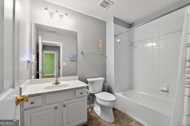 Building Photo - 605 Lofty Ln