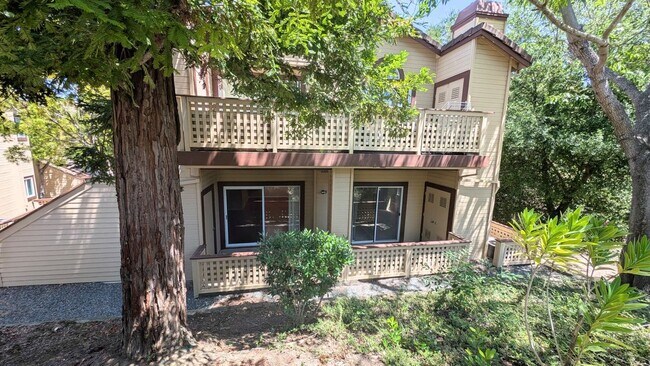 Building Photo - 143 Tuscany Ct
