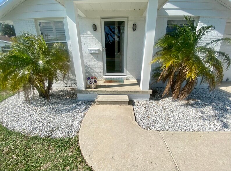 Primary Photo - 314 Ribault St