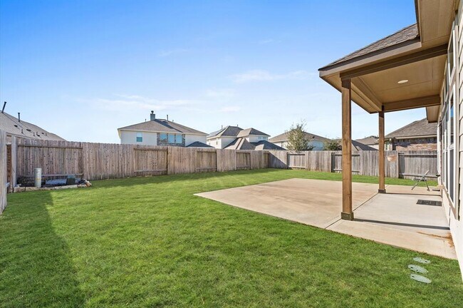 Building Photo - 31423 Elkcreek Bend Dr