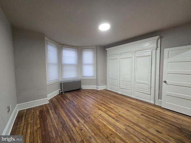 Building Photo - 2536 W Cumberland St