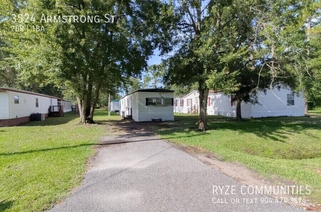 Building Photo - 3524 Armstrong St