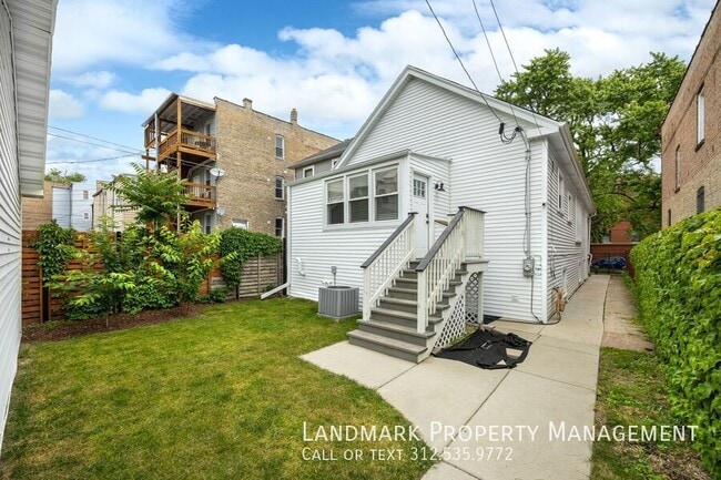 Building Photo - 4836 N Albany Ave