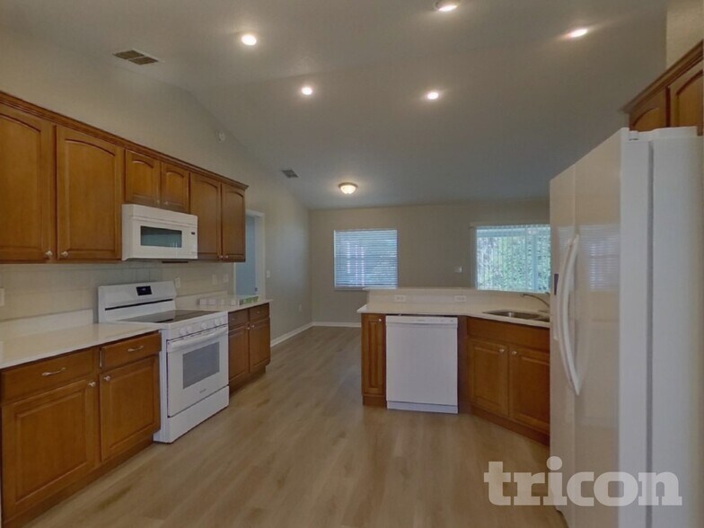 Building Photo - 1523 Merrimack Pkwy