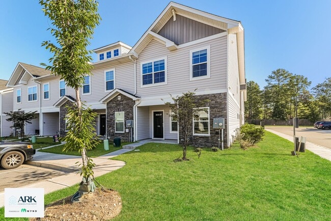 Building Photo - 700 Wild Duck Ln
