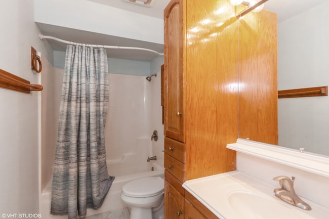 Building Photo - 444 Degas Cir