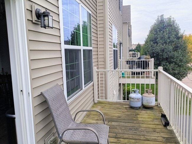 Building Photo - 434 Town Center Blvd