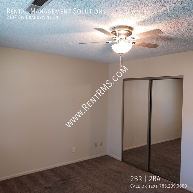 Building Photo - 2137 SW Brandywine Ln