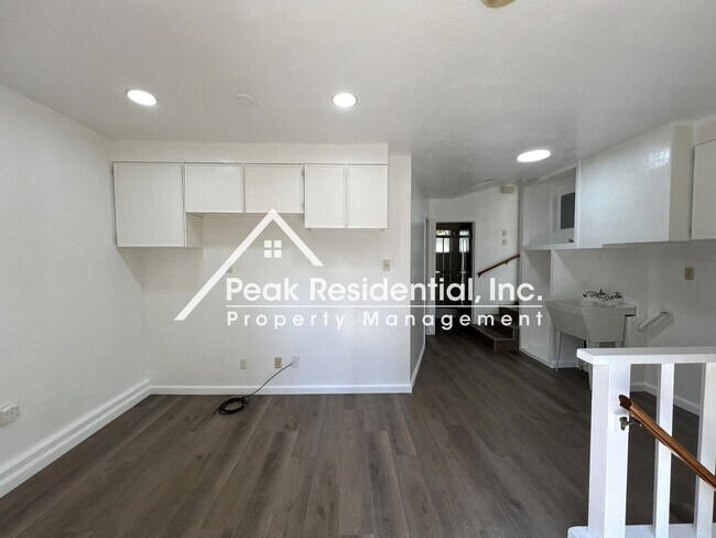 Building Photo - Wonderful 4bd/3ba Home-Must See!