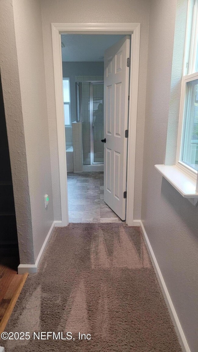 Building Photo - 6413 Timber Cv Ct