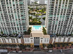 Building Photo - 300 Sunny Isles Blvd