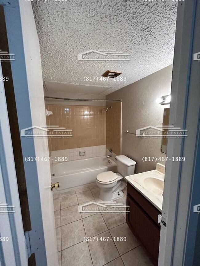 Building Photo - 3/2 in Arlington, Available Now!
