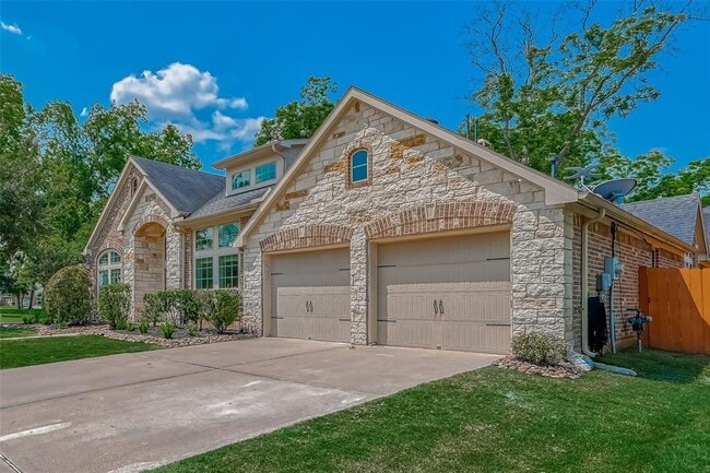 Building Photo - 5918 Emmit Creek Ln